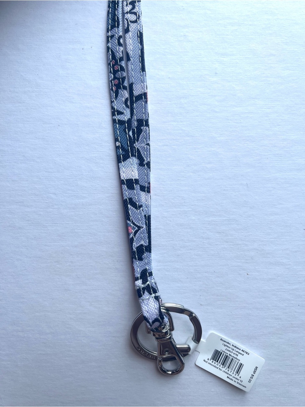 Vera Bradley Lighten Up Floral Lanyard in Lisbon Medallion Key Ring NWT